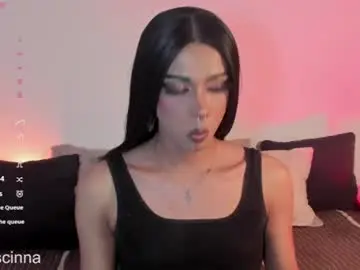 Chaturbate Live Sex Cam of vampy__cinna