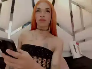 Chaturbate Live Sex Cam of kloe_hh