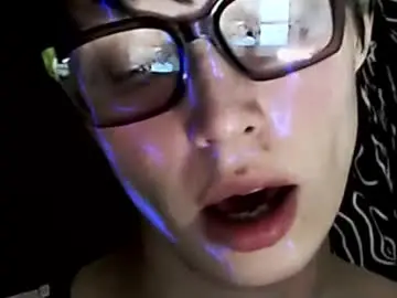 Chaturbate Free Live Porn of raziel_haze