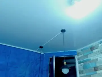 Chaturbate Adult Video Chat of vallolet_butterfly