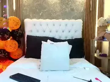 Chaturbate Free Live Porn of bonn_glow