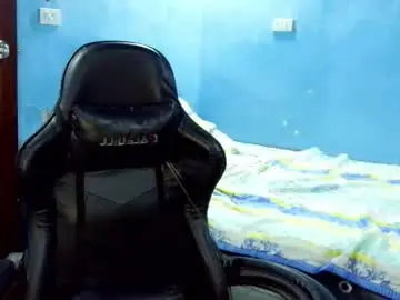 Chaturbate Live Sex Cam of flawlesskindtrans007