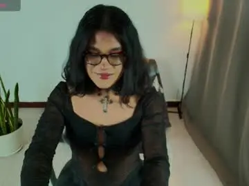 Chaturbate Live Sex Cam of succubus_vitta
