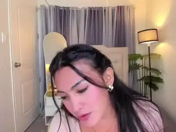 Chaturbate Sex Chat of phenomenal_ivy