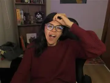 Chaturbate Nude Webcam of valerie__sky