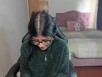 Chaturbate Free Porn Cam of valerie__sky