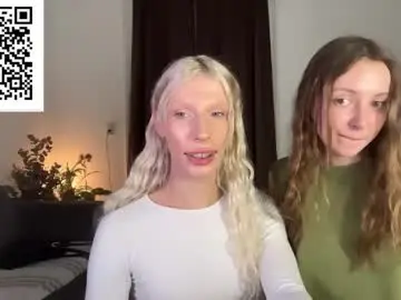 Chaturbate Live Sex Cam of hung_angel_xxl