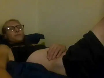 Chaturbate Free Live Porn of deadhoefreak