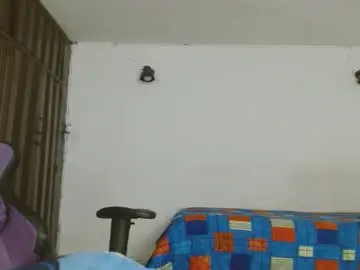 Chaturbate Live Sex Cam of engiel_phoenix