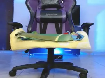 Chaturbate Private Sex Chat of engiel_phoenix