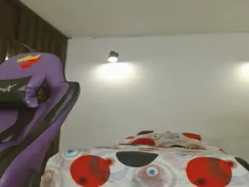 Chaturbate Free Porn Cam of engiel_phoenix