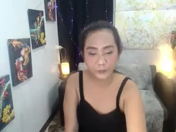 Chaturbate Free Porn Cam of hugejuicyhotdog