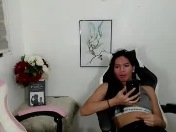 Chaturbate Live Sex Cam of kissykittenx_