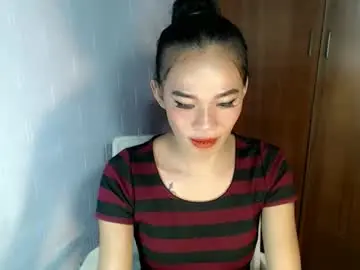 Chaturbate Live Sex Cam of asianhoney_babe30