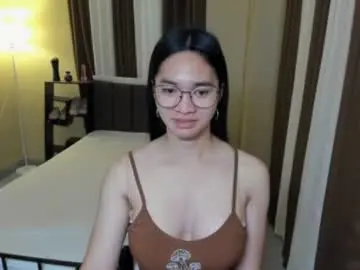 Chaturbate Adult Video Chat of petiteasianmarian