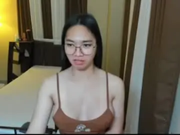 Chaturbate Live Sex Cam of petiteasianmarian
