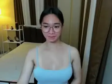 Chaturbate Adult Video Chat of petiteasianmarian