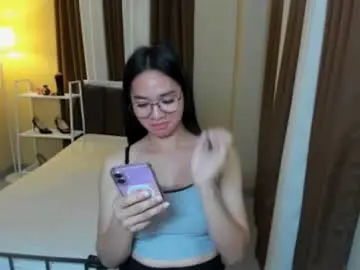 Chaturbate Watch Live Sex Cams of petiteasianmarian