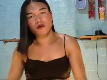 Chaturbate Live Sex Cam of urluckyfuck123