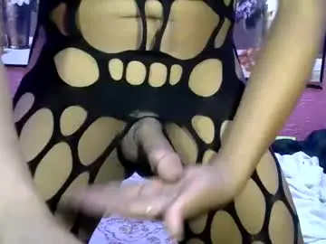 Chaturbate Free Live Porn of urluckyfuck123