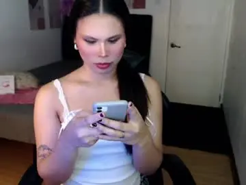 Chaturbate Live Sex Cam of fuschiafucker
