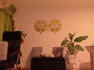 lukacastillo from chaturbate