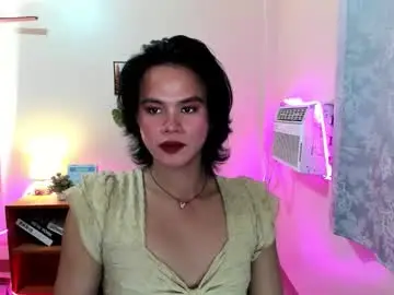 Chaturbate Live Sex Cam of maxine_fucks