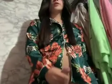 Chaturbate Adult Video Chat of hugecockhiraya