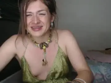 Chaturbate Live Sex Cam of queennicky88