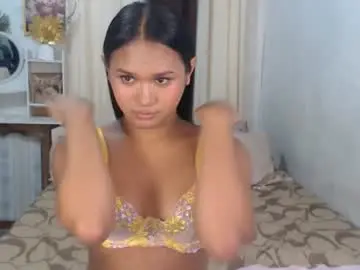 Chaturbate Free Porn Cam of daniellelux