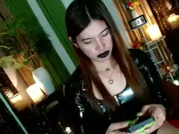 Chaturbate Adult Video Chat of queen_kendalx19