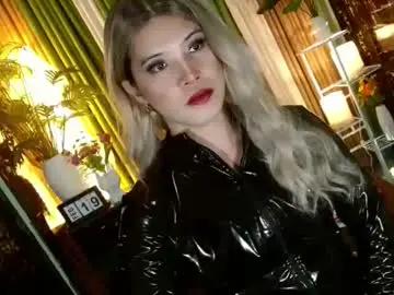 Chaturbate Best live sex cam show of queen_kendalx19