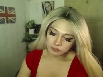 Chaturbate Live Sex Cam of naughty_kim20