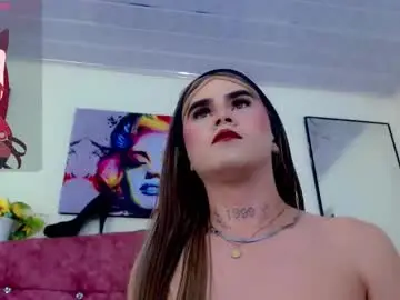 Chaturbate Free Live Porn of emmavegas19