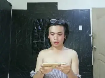 Chaturbate Live Sex Cam of yourhotdodz