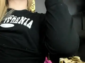 Chaturbate Live Sex Cam of zalir_666