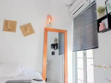 Chaturbate Live Sex of aleexiiaa