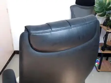 Chaturbate Watch Live Sex Cams of creamyasiancyrafoxmore