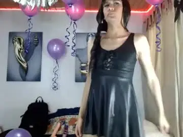 Chaturbate Live Sex Cam of cristtal_1