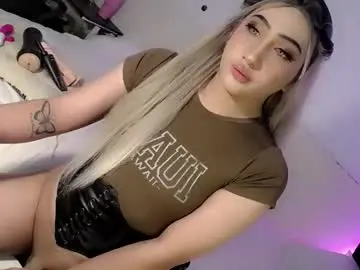 Chaturbate Live Sex Cam of deluxetgirl69