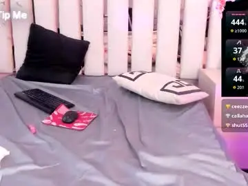 Chaturbate Sex Cam of exoticvelvett02