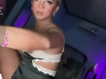 Chaturbate Live Sex Cam of cockprincess_dianna