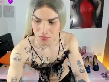 Chaturbate Sex Chat of queenramoona_hot