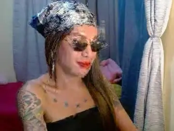 Chaturbate Live Porn of indaypakay_ts