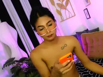 Chaturbate Watch Live Sex Cams of yourprettybella_ts