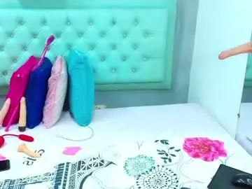 Chaturbate Sex Cam of aleska_mack