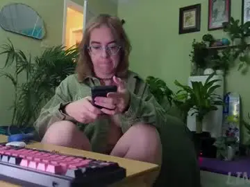 Chaturbate Adult Webcams of linzy19