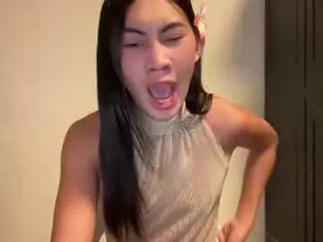 urpretty_mistake from chaturbate
