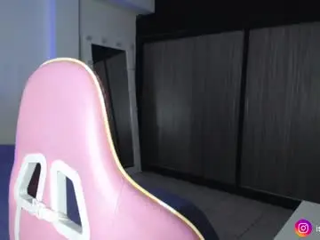 Chaturbate Watch Live Sex Cams of camilaryan