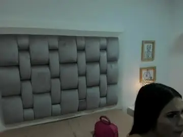 Chaturbate Live Sex Cam of alessadolly